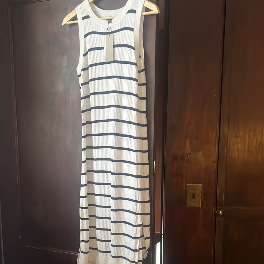 Banana Republic White Sleeveless  Dress Midi